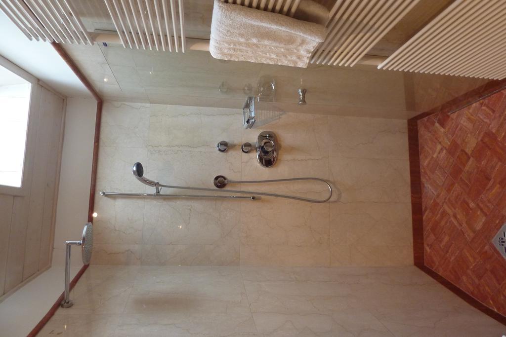 Apartment Leonardo Bolzano Luaran gambar